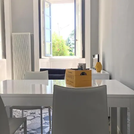 Garibaldi 1 3* Angera